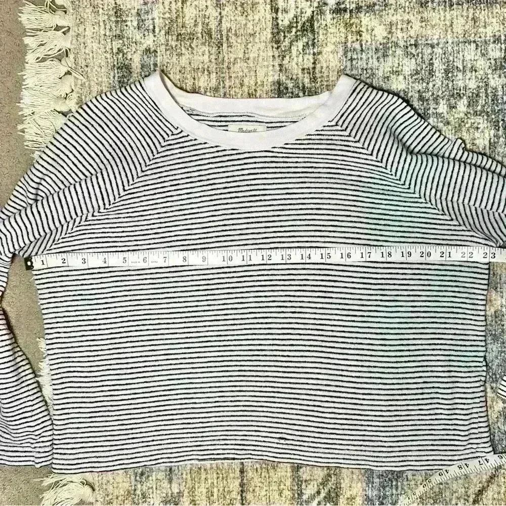 Madewell Women’s Terry Raglan Sweatshirt in Stripe Size Medium - Picture 11 of 13